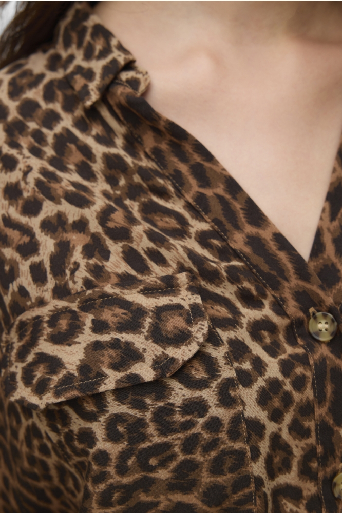 VMBUMPY SS SHIRT AOP WVN GA NOOS 10331923 SILVER MINK/VMD LEOPARD
